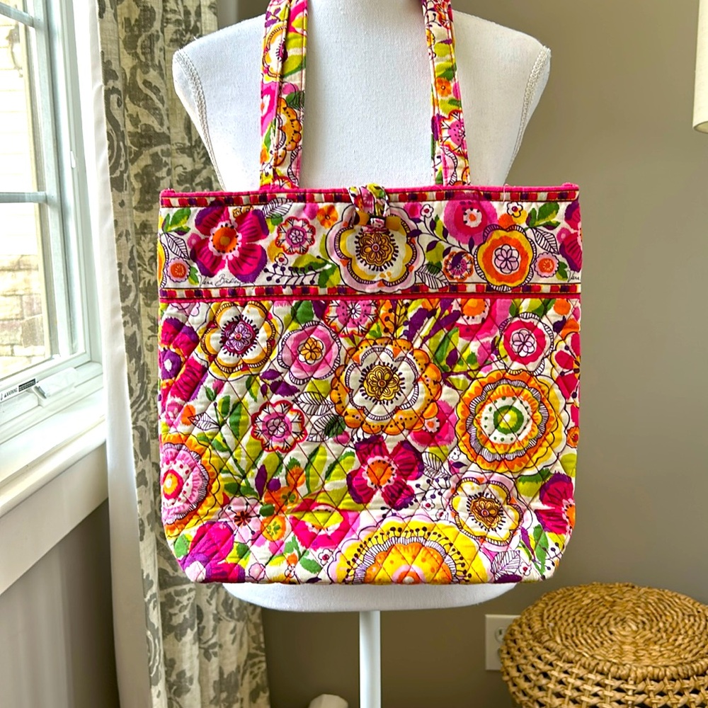 Vera Bradley Tote in Clementine